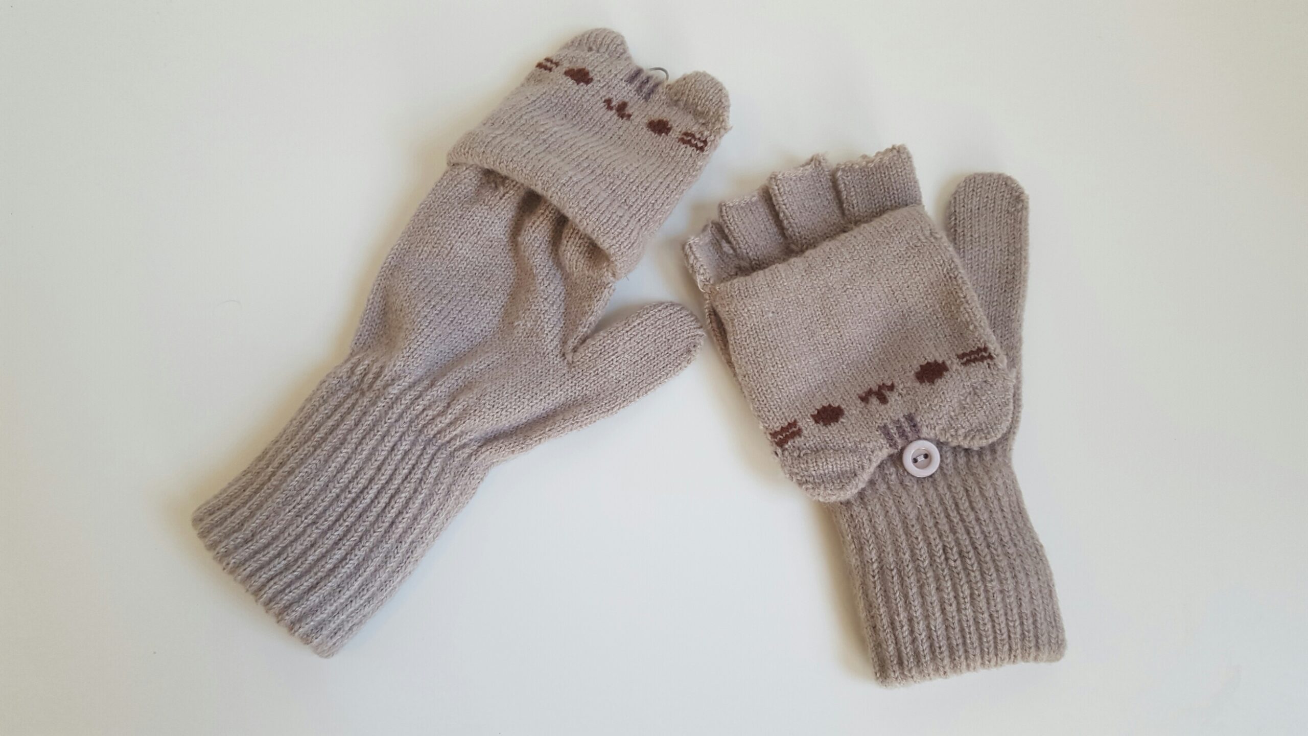 The Pusheen gloves to show the fingerless and mitten versatility
