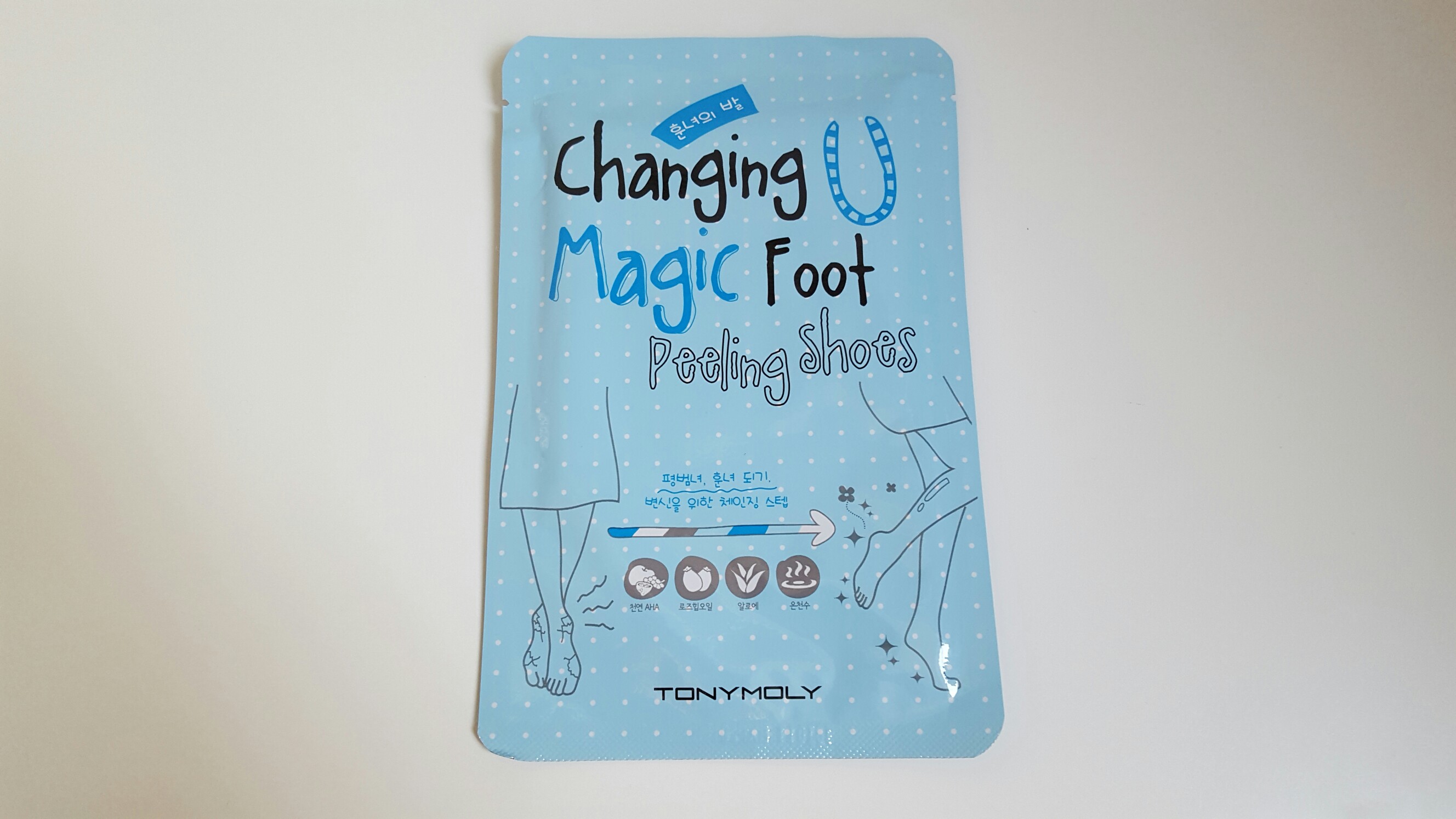 the Tony Moly Changing U Magic Foot Peeling Shoes