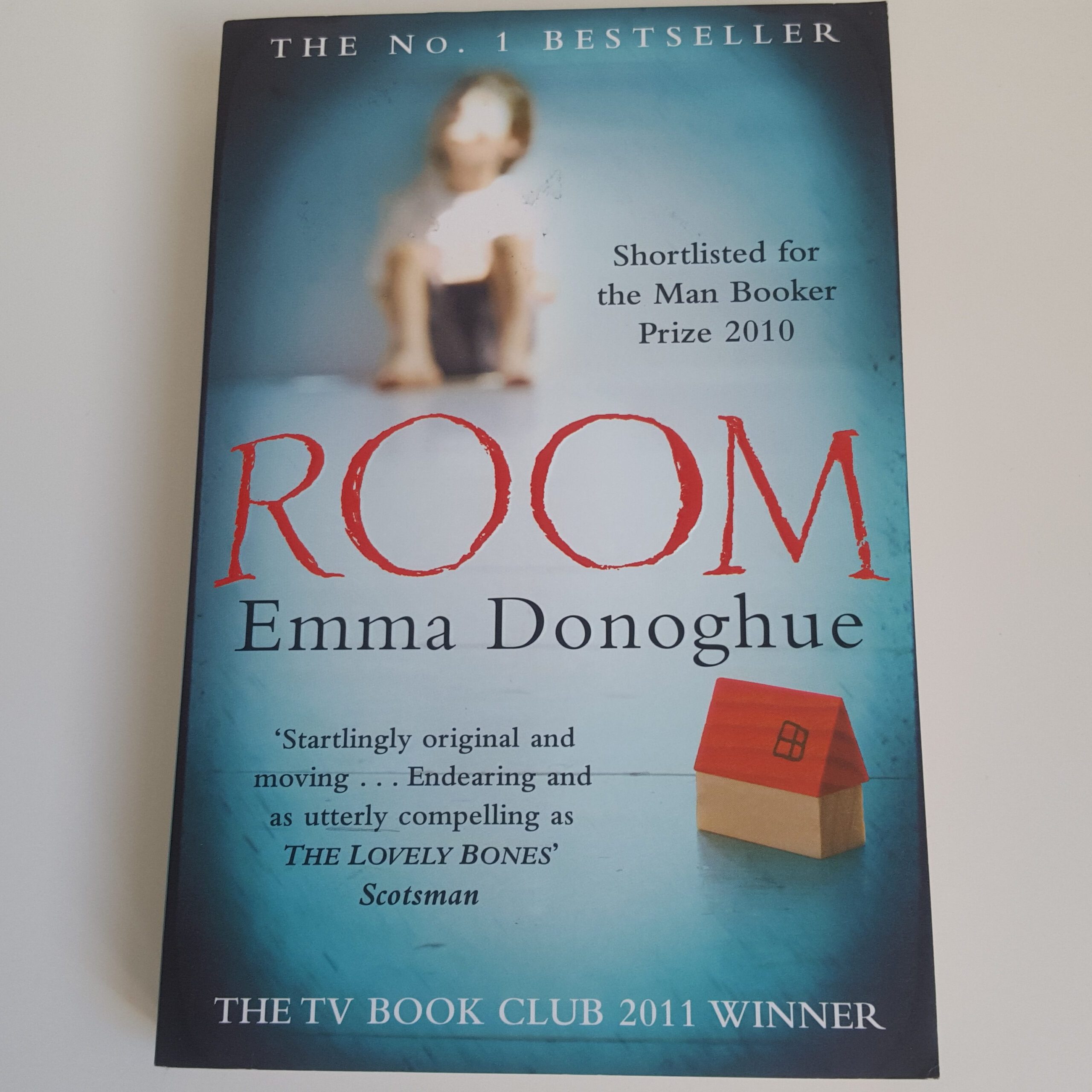 Room by Emma Donoghue paperback