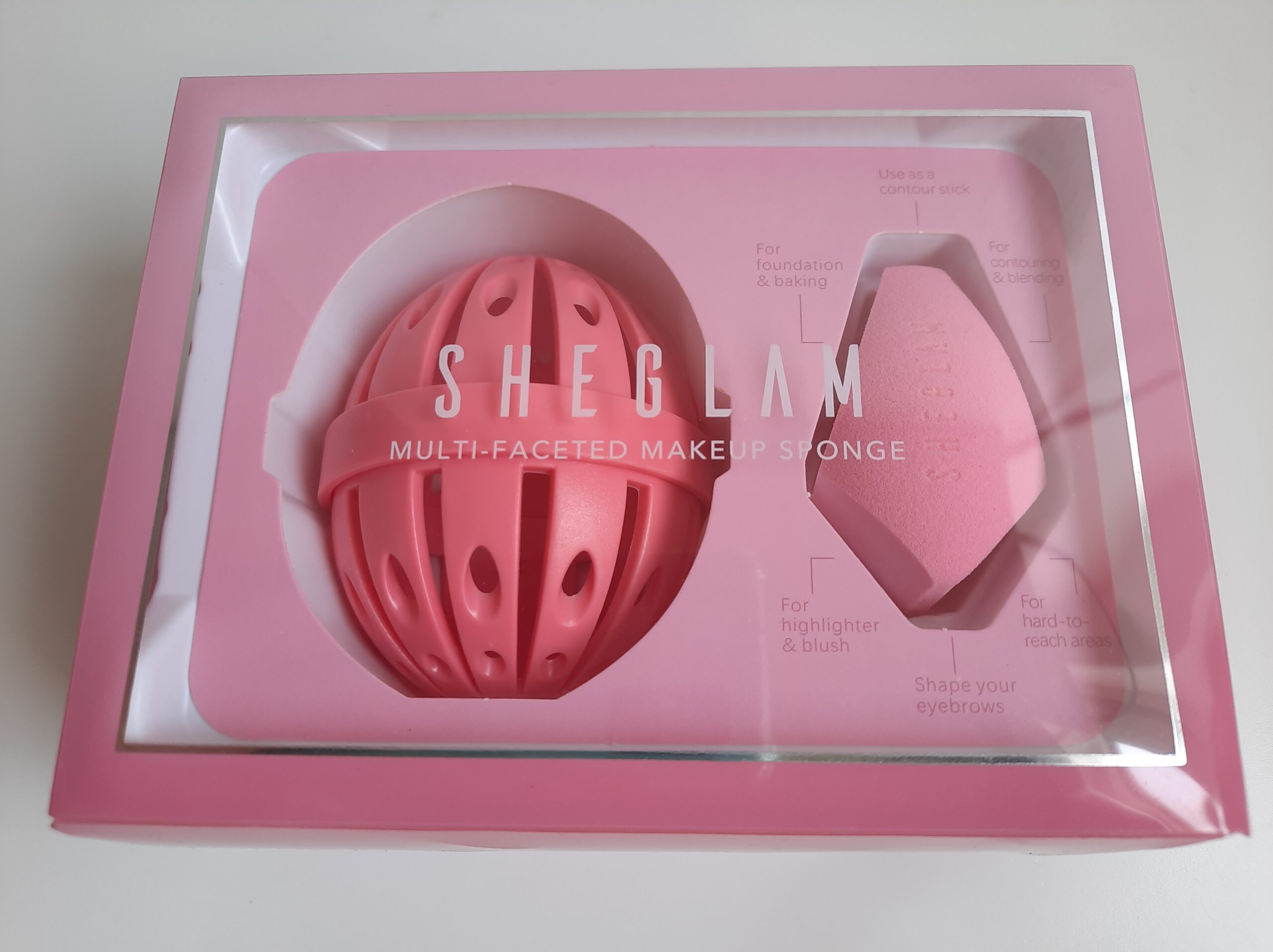 The last sponsored beauty product I tried. The pink Shein Sheglam Multi-Faceted Makeup Sponge that comes with a pink travel case