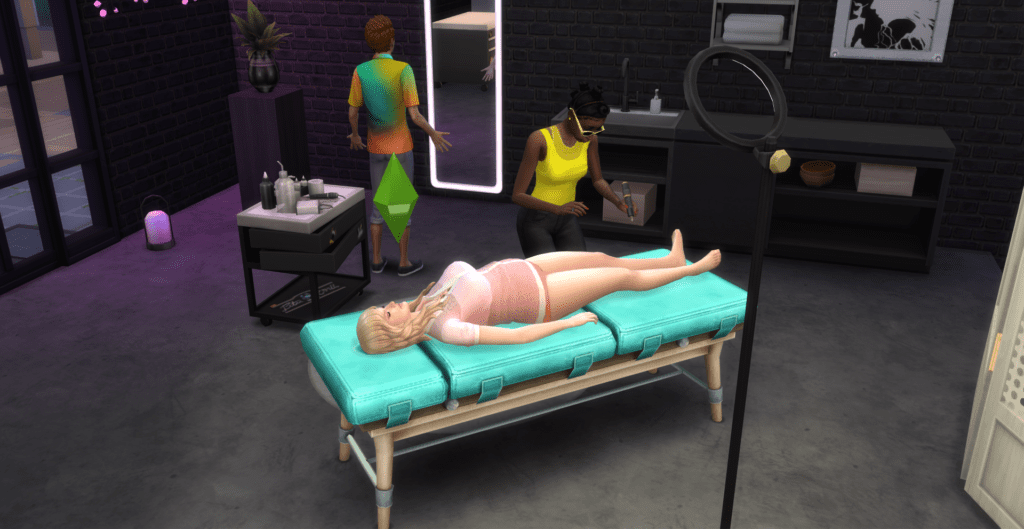 A sim getting a leg tattoo at the tattoo parlor